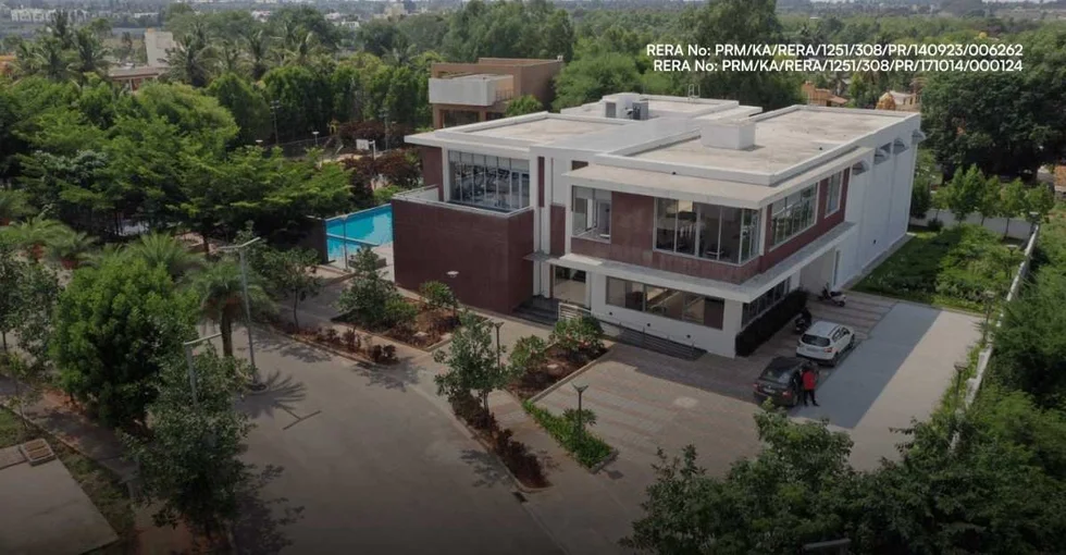 Gran County address Entrance Gran County Address Villa